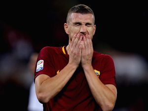 Dzeko Dihubungkan dengan Chelsea, Roma Angkat Bicara Dzeko Dihubungkan dengan Chelsea, Roma Angkat Bicara