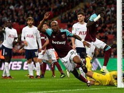 Comeback, West Ham Singkirkan Spurs