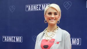 Foto: Senyum Ceria Agnez Mo Saat Umumkan Bisnis Fashion