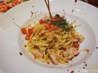 Punya Sisa Ayam Panggang? Buat Saja Jadi 4 Makanan Enak Ini