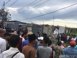 Polisi: Korban Tewas Pabrik Petasan Kosambi Menumpuk di Belakang