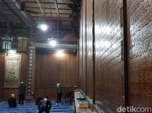 Masya Allah! Ayat Alquran Terukir di Dinding Masjid Tertua China