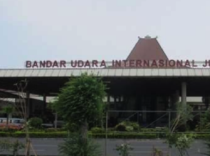 Malaysia Airlines Resmi Terbang di Langit Surabaya