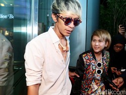 Aming Putuskan Evelyn Secara Sepihak