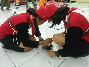 Keren! Para Pramuka Muda Ini Adu Jago Merakit Robot