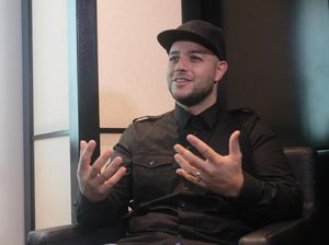 Maher Zain Kembali Lagi Lewat 2 Lagu Religi Maher Zain Kembali Lagi Lewat 2 Lagu Religi