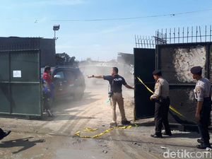 Polisi Cek Perizinan Pabrik Kembang Api di Kosambi Polisi Cek Perizinan Pabrik Kembang Api di Kosambi