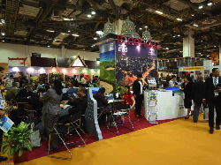 Warisan Budaya Warnai Booth Indonesia di ITB 2017