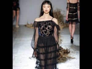 Foto: Pesona Yuka Mannami, Suster Cantik yang Alih Profesi Jadi Model Foto: Pesona Yuka Mannami, Suster Cantik yang Alih Profesi Jadi Model