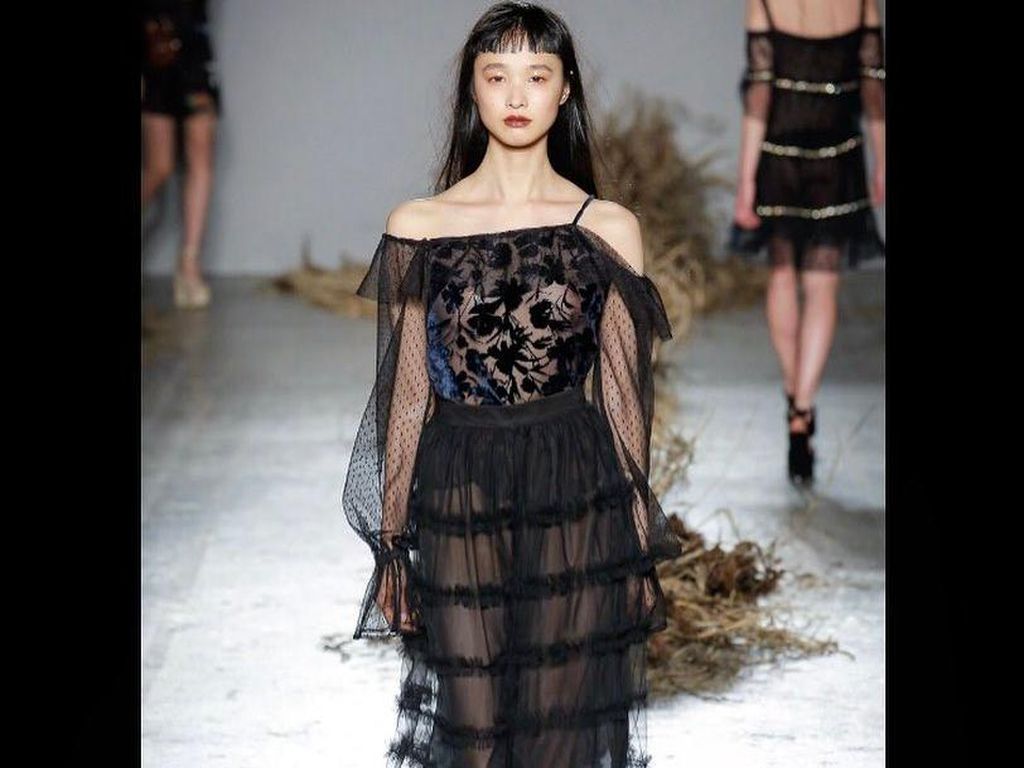 Foto: Pesona Yuka Mannami, Suster Cantik yang Alih Profesi Jadi Model Foto: Pesona Yuka Mannami, Suster Cantik yang Alih Profesi Jadi Model