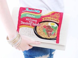 Misi Desainer Tas Indomie Nindy Mengenalkan Produk Lokal Lewat Gaya Kekinian