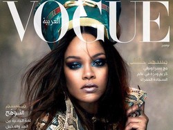 Rihanna Menjelma Jadi Istri Firaun di Cover Vogue Arabia