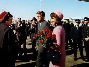 Dokumen Pembunuhan JFK Dirilis dengan Sensor, Trump Tidak Senang