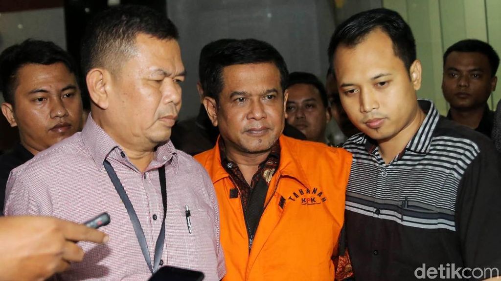 Ini Para Tersangka Jual-Beli Jabatan di Nganjuk Ini Para Tersangka Jual-Beli Jabatan di Nganjuk