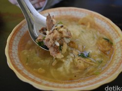 Slurrp! Gurih Segar Soto Ayam Ada di 5 Tempat Ini