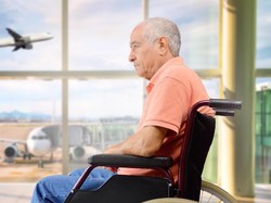 Tren Nyeleneh di AS: Pakai Kursi Roda Biar Nggak Antre di Bandara