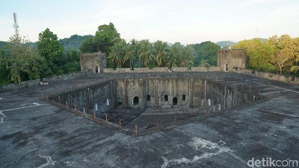 Foto: Bukan Pentagon, Ini Benteng Belgica di Banda Neira