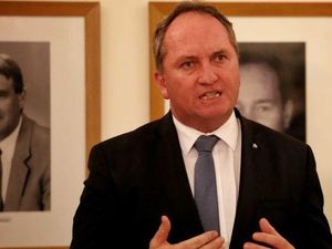 Tak Pakai Masker di Tempat Umum, Wakil PM Australia Didenda