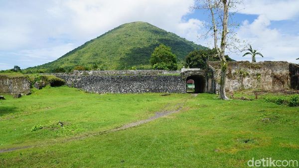 Foto: Benteng Cantik dan Tragedi Pembantaian di Banda Neira