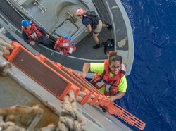 Ini Video Penyelamatan 2 Pelaut AS yang Terombang-ambing di Pasifik