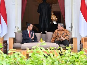 Video: Momen SBY Temui Jokowi di Istana Video: Momen SBY Temui Jokowi di Istana