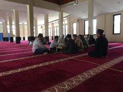 Pernikahan Tahanan Narkoba di Polres Depok Berselimut Haru