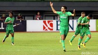 Di masa injury time babak kedua gantian Bhayangkara yang dapat hadiah penalti setelah Ilham Udin Armaiyn dilanggar di kotak 12 pas. Guy Junior, yang masuk di babak kedua menggantikan Spasojevic, berhasil mengeksekusi penalti untuk membawa timnya menang 3-1.