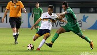 Ilija Spasojevic, yang untuk pertama kalinya main sebagai warga negara Indonesia, berhasil membawa The Guardian memimpin 1-0 lewat gol di menit ke-20. Skor ini bertahan sampai turun minum.