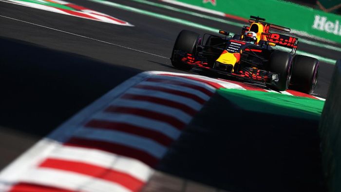 Ricciardo Rebut Sesi Kedua