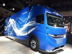 Mitsubishi Tampilkan Truk Bertenaga Listrik Kelas Berat