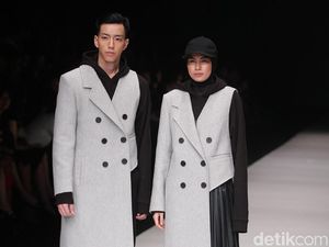 Busana Unisex Hingga Inspirasi Tsunami Tutup Jakarta Fashion Week 2018 Busana Unisex Hingga Inspirasi Tsunami Tutup Jakarta Fashion Week 2018