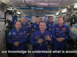 Astronot ke Paus Fransiskus: Di Luar Angkasa Hanya Ada Kedamaian