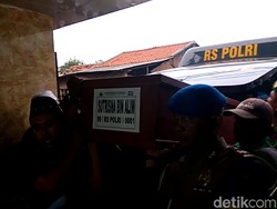 2 Jenazah Korban Ledakan Pabrik Kembang Api Kosambi Disalatkan