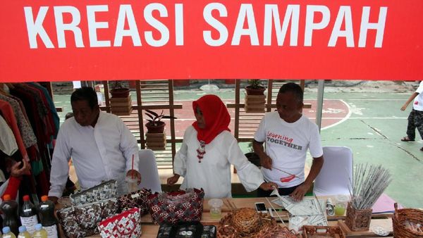 Kontribusi Nyata di Lingkungan Sekitar