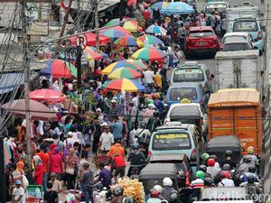 Data Belum Lengkap, Sandi Tunda Umumkan Skema Penataan Tanah Abang