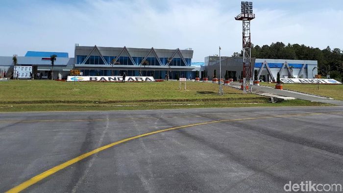 Permak Bandara Silangit, Jokowi: Dulu Terminalnya Kayak Kelurahan