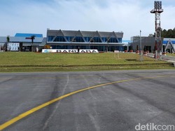 Permak Bandara Silangit, Jokowi: Dulu Terminalnya Kayak Kelurahan