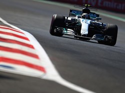 Bottas Rebut Pole, Hamilton Kedua