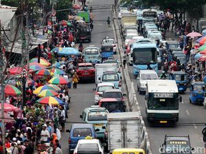Bikin Konsep Penataan, Pemprov DKI Pantau Tanah Abang Pakai Drone