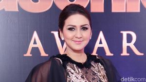 Donna Agnesia Masih Mempesona