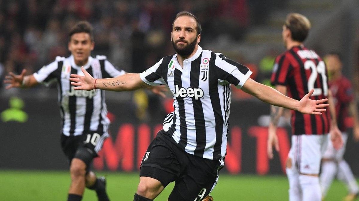 Gonzalo Higuain (Alberto Lingria/Reuters)