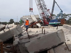 DPRD Jatim Akan Sidak Lokasi Ambruknya Girder Flyover Proyek Tol