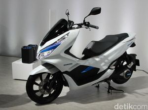 Honda Resmi Kenalkan PCX Listrik