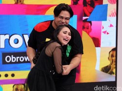 Kabar Tunangan Ayu Ting Ting-Ivan Gunawan, Jonghyun SHINee Meninggal