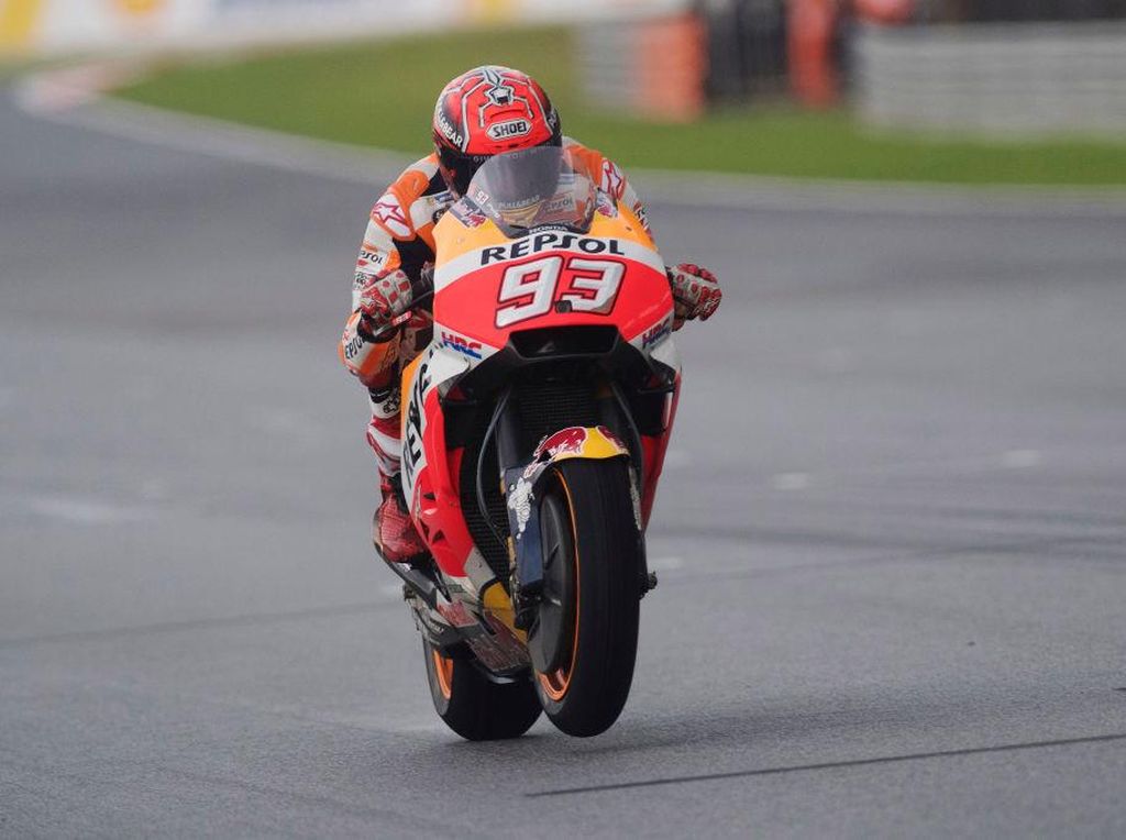 Marquez Memang Tak Mau Buru-buru di Sepang Marquez Memang Tak Mau Buru-buru di Sepang