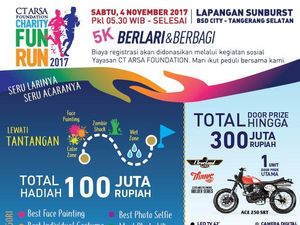 Bertabur Hadiah di CT Arsa Foundation Charity Fun Run