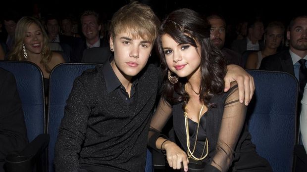 Selena Gomez saat masih bersama Justin Bieber.