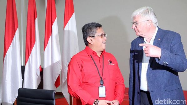 Hasto Terima Chairman Trustee Friedrich Nauman Foundation