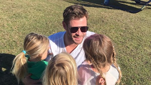 Sweet! Kedekatan si Thor Chris Hemsworth dengan Buah Hatinya