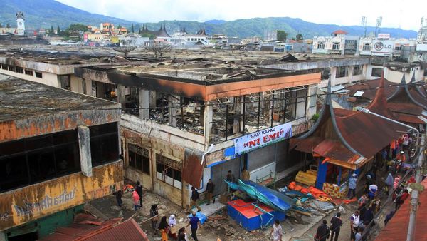 Penampakan Pasar Atas Bukittinggi yang Ludes Terbakar